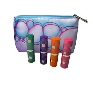 Clinique Dramatically Different Lipstick Set 4  Lipsticks with Makeup Bag